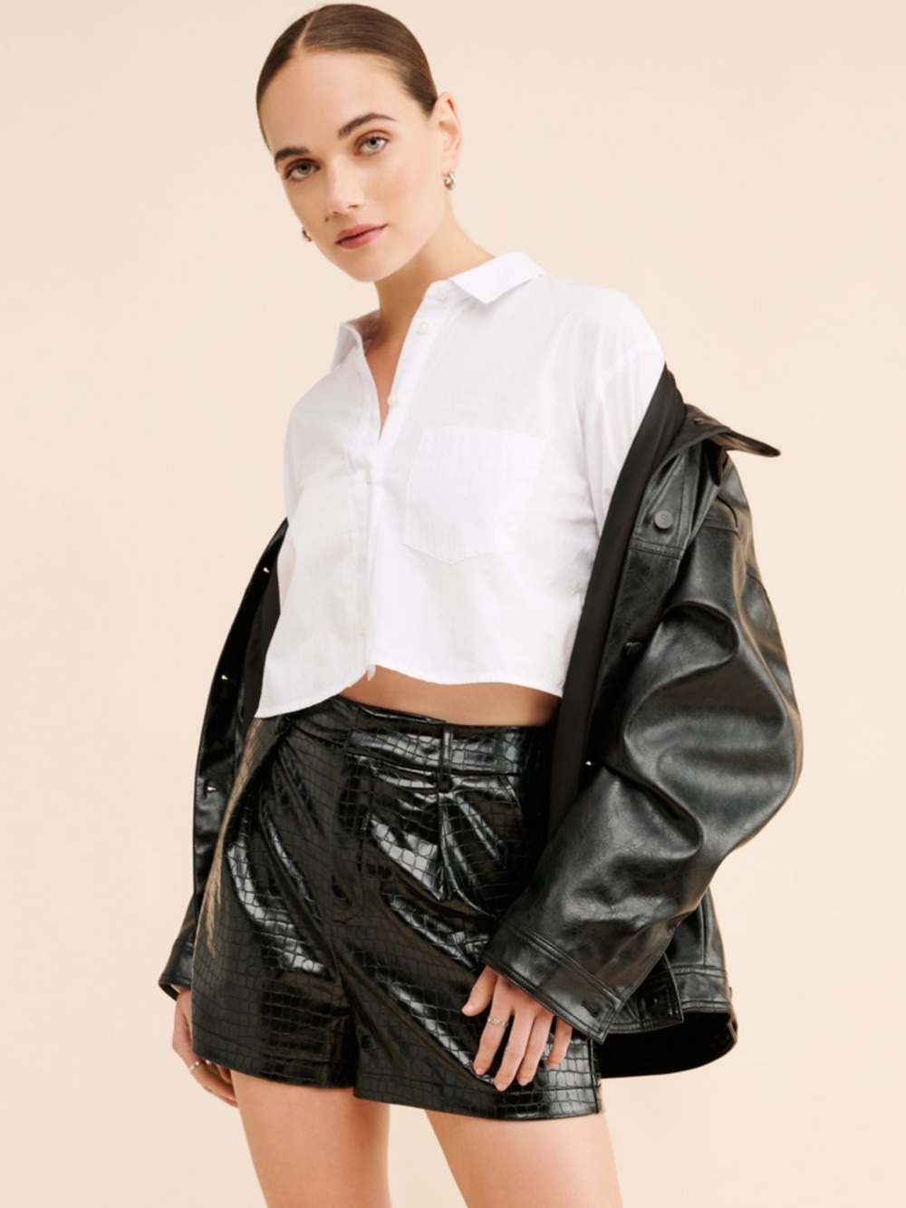 ANTHROPOLOGIE L AVEC LES FILLES Faux Vegan Leather Textured Croc Shorts Black 12